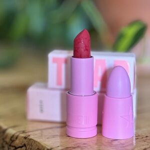 💄 SALE! NIB Redrum - Jeffree Star Velvet Trap Lipstick
